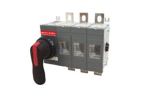 Рубильник ВНК-35-1 3П 200А с установленной фронтальной ручкой управления TDM