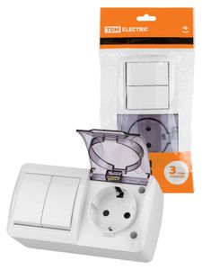 Блок выключатель 2-клавишный 10А + розетка 2П+З 16А с защитными шторками с прозрачной крышкой IP54 белый "Селигер" TDM